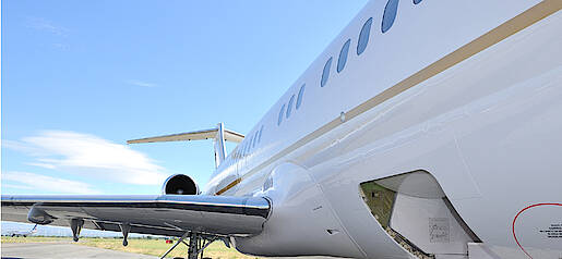 Boeing MD-83